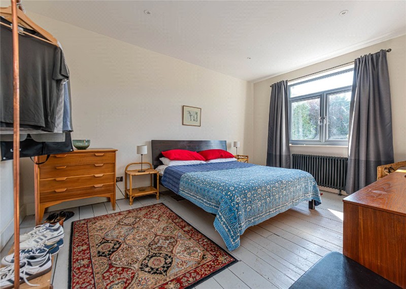 Haycroft Gardens, London, NW10