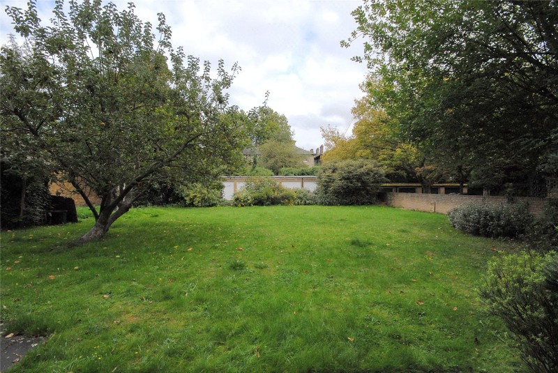 Alan Court, 6-7 Vanbrugh Park Road, London, SE3