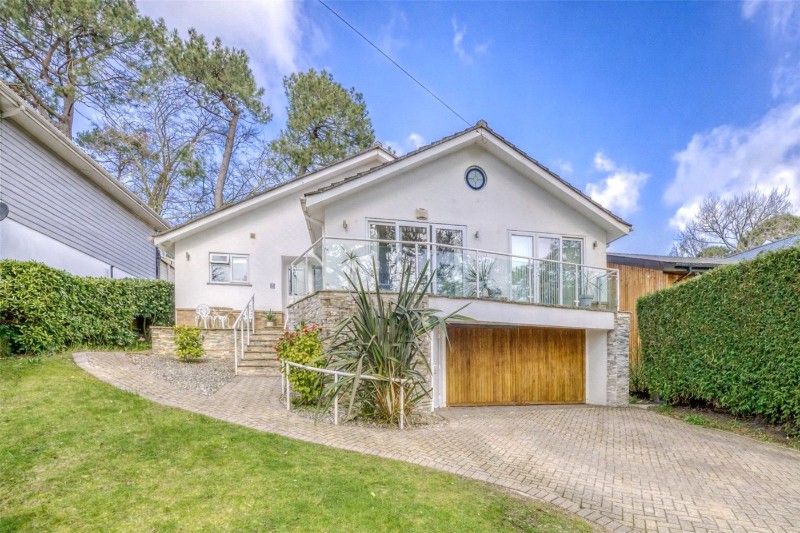 De Redvers Road, Lower Parkstone, Poole, Dorset, BH14