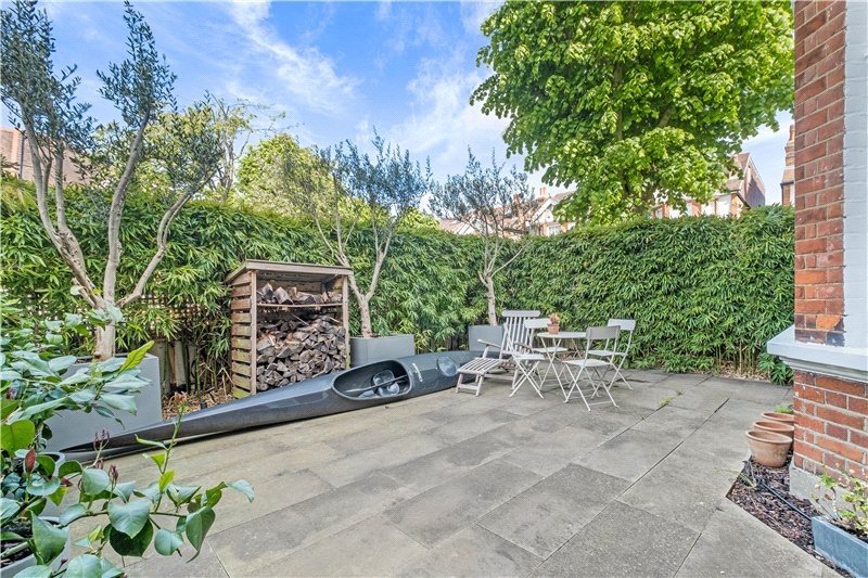 Kitson Road, Barnes, London, SW13