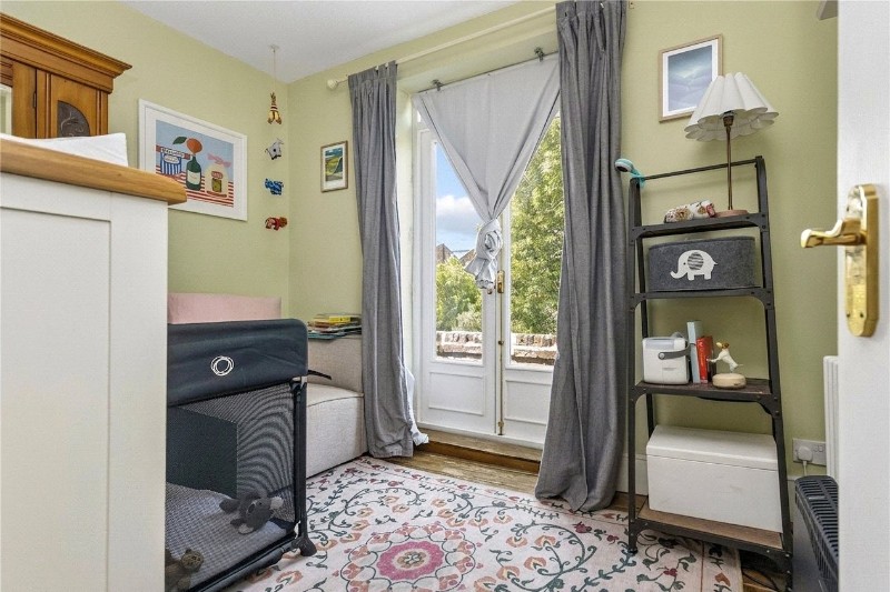 Nevill Road, London, N16