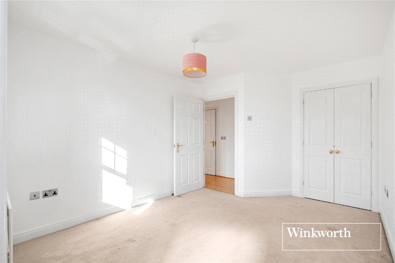Shillingford Close, Mill Hill East, London, NW7