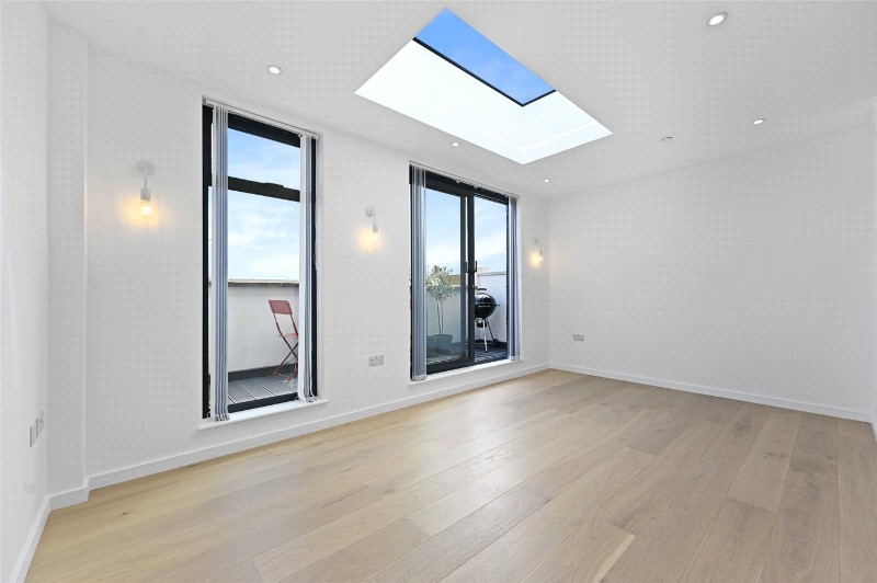 Ellerslie Road, London, W12