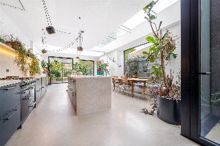 Crystal Palace Road, East Dulwich, London, SE22