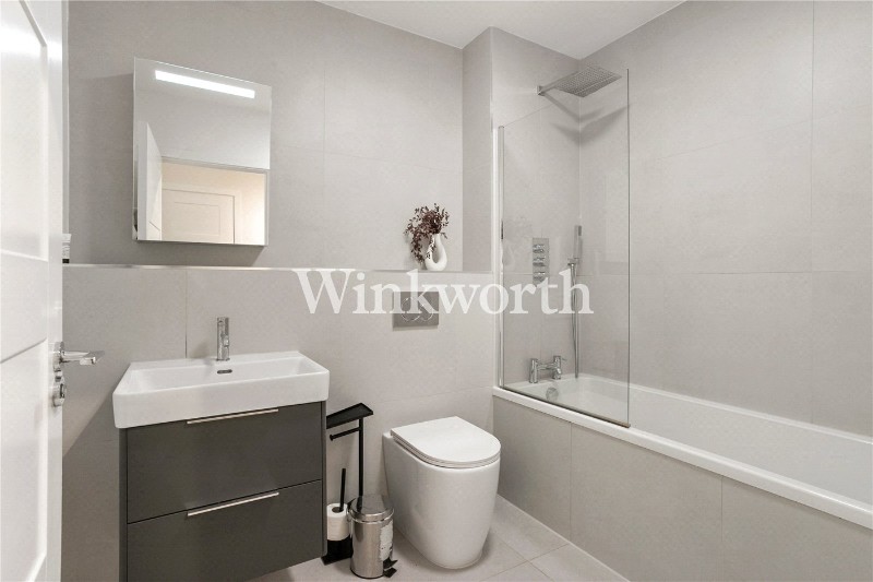 Frobisher Road, London, N8