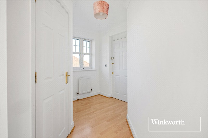 Shillingford Close, Mill Hill East, London, NW7