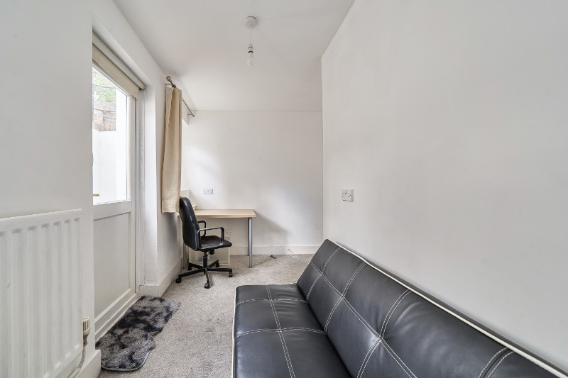 Parkfield Road, London, SE14