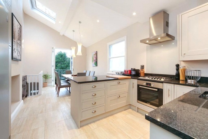 Niton Street, Fulham, London, SW6