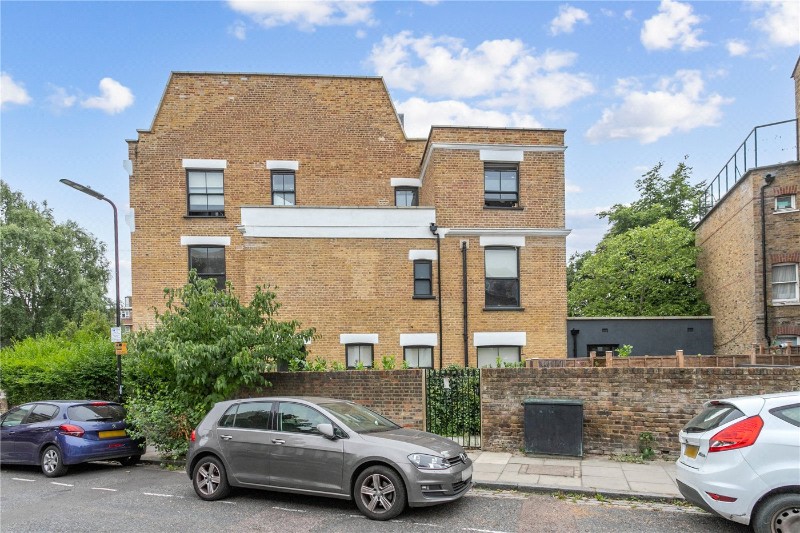 Princess Crescent, London, N4