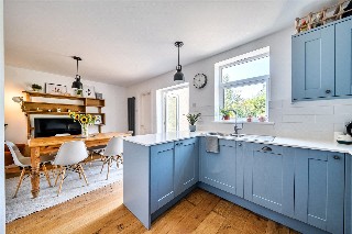 Edward Road, Farnham, Surrey, GU9