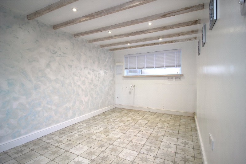 Blackmore Walk, Rayleigh, Essex, SS6