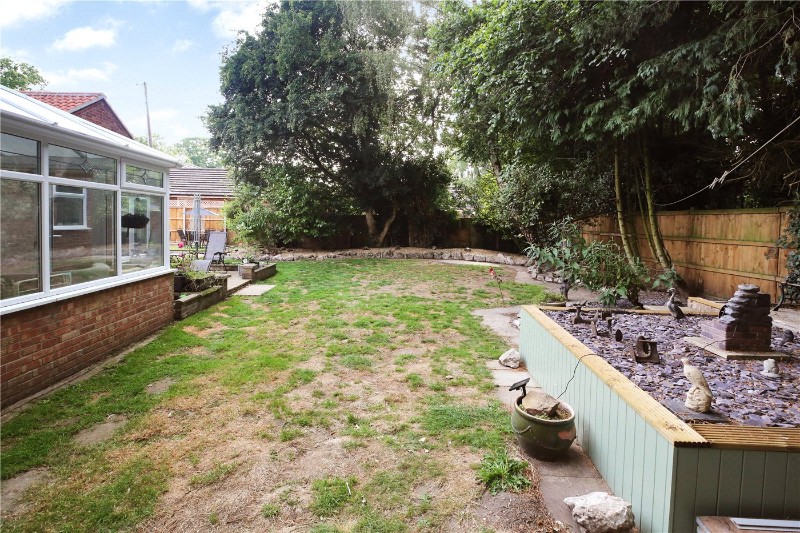 Poringland Road, Stoke Holy Cross, Norwich, Norfolk, NR14