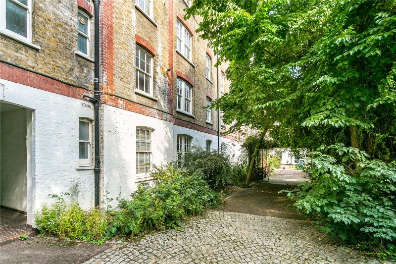 Thornhill House, Thornhill Road, London, N1