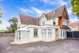 Pinewood Road, Branksome Park, Poole, Dorset, BH13