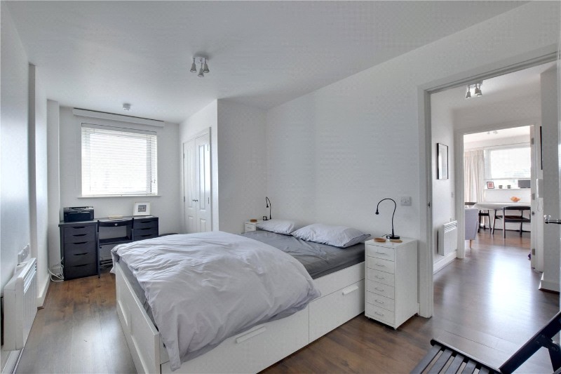 25 Tarves Way, Greenwich, London, SE10