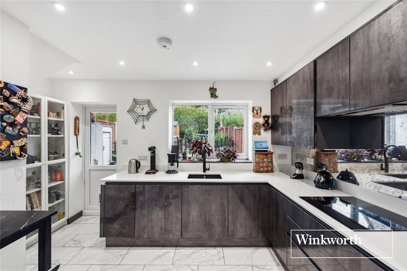 Aitken Road, Barnet, EN5