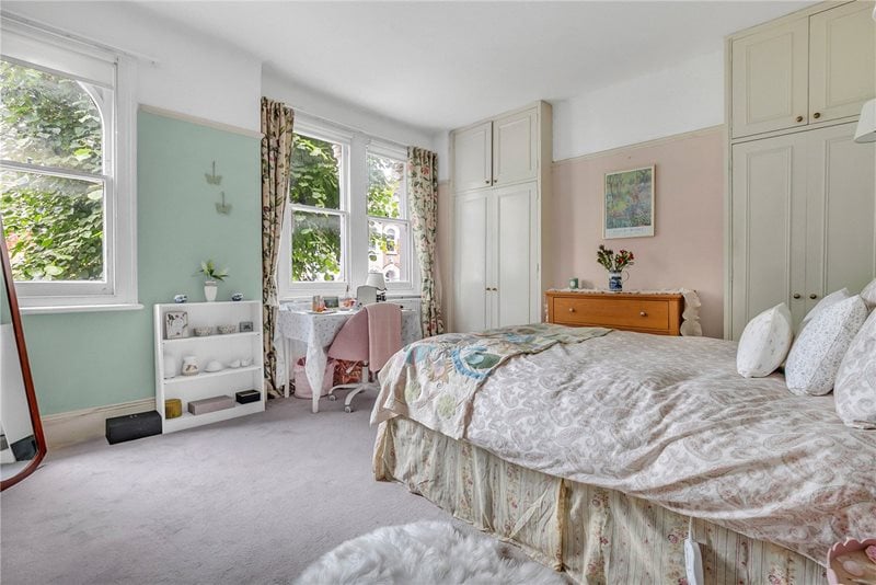 Glycena Road, London, SW11