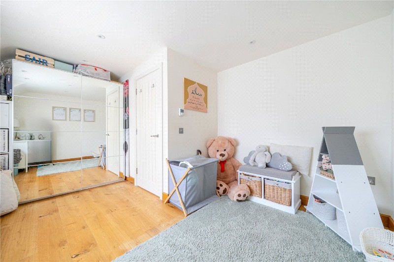 Tilford Street, Tilford, Farnham, Surrey, GU10