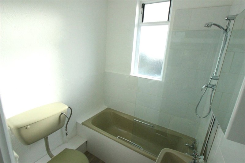 Eastwood Road North, Leigh-on-Sea, Essex, SS9