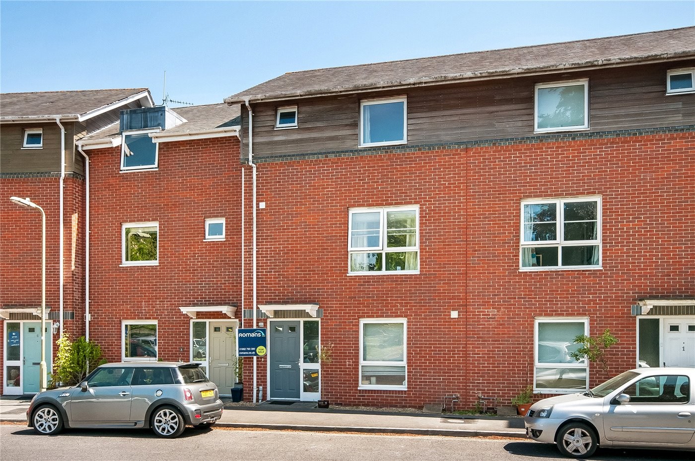 4 bedroom property for sale in Athelstan Road, Winchester, Hampshire