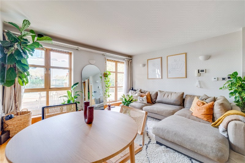 Farm Lane, London, SW6