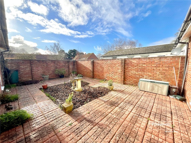 Bluebell Close, Highcliffe, Dorset, BH23
