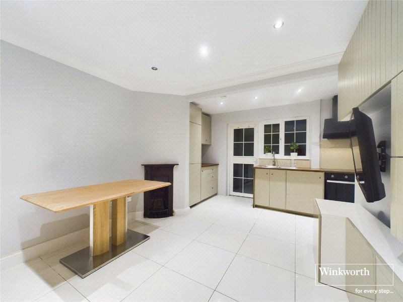 Roe Lane, Kingsbury, London, NW9