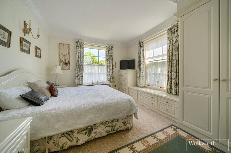 Cross Road, Sunningdale, Berkshire, SL5