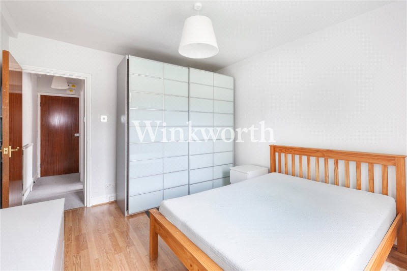 Lausanne Road, London, Flat 2., N8