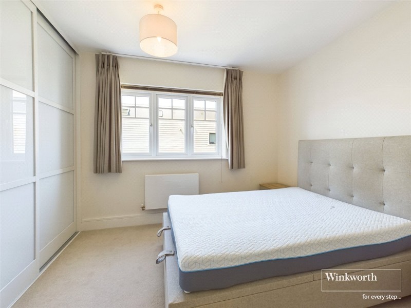 Maine Street, Reading, Berkshire, RG2