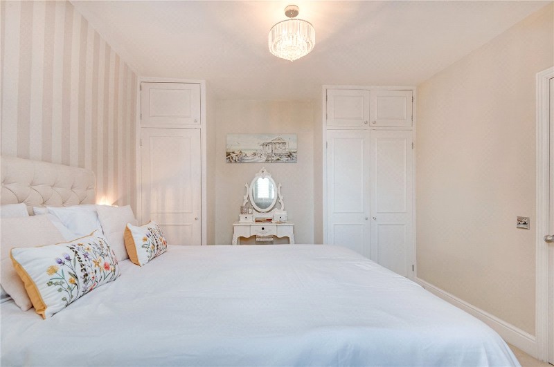 Canfield Place, London, NW6