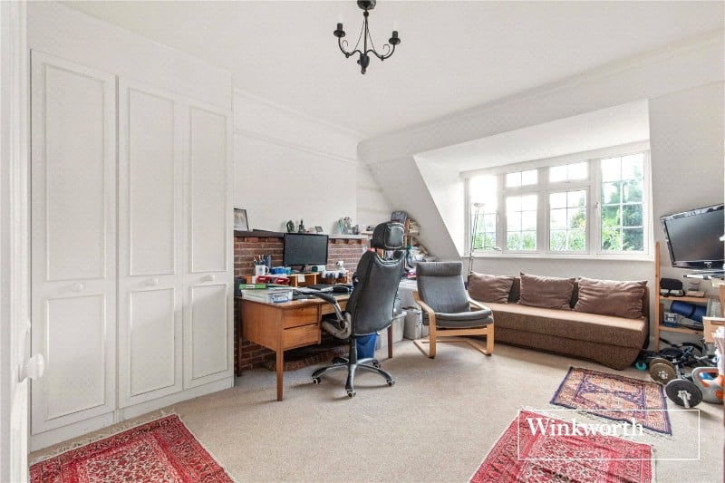 Friars Avenue, Whetstone, London, N20