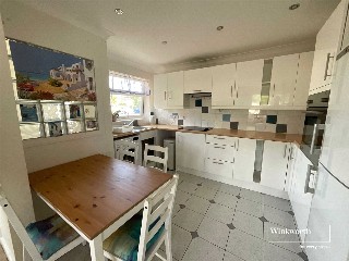 Saulfland Place, Highcliffe, Dorset, BH23