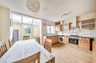 Quarles Park Road, Romford, RM6