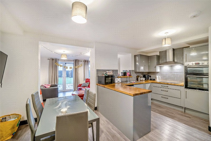 Fifth Avenue, Bristol, BS7