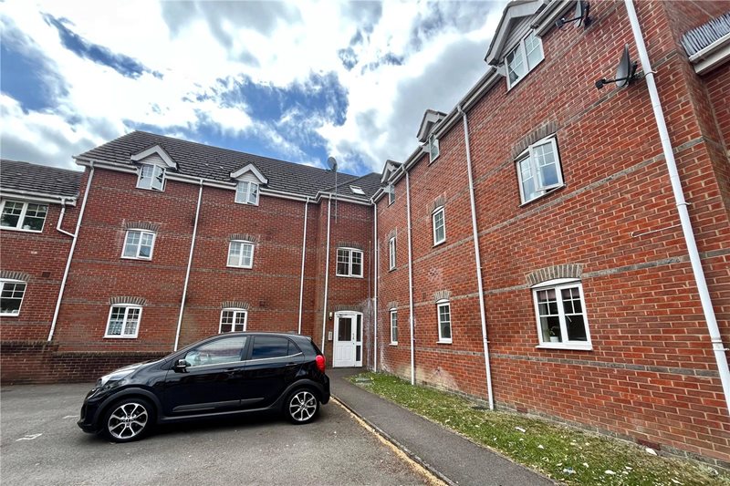 Windsor Court, Newbury, Berkshire, RG14