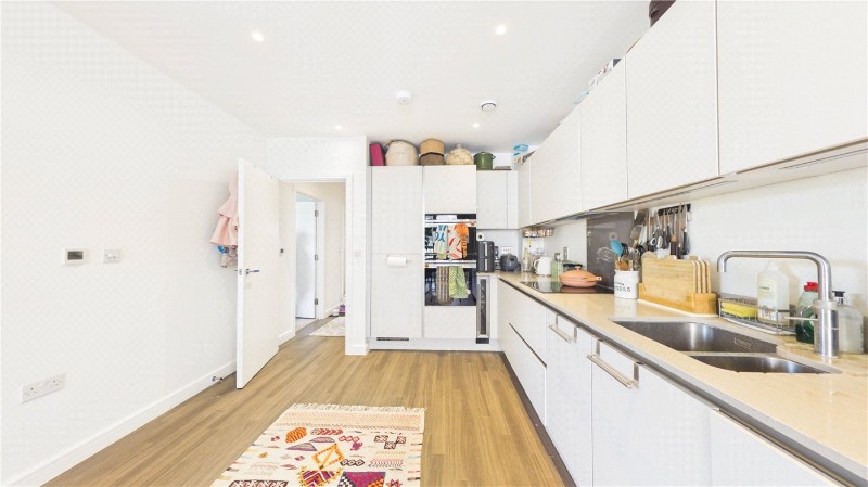 Bollo Bridge Road, London, W3