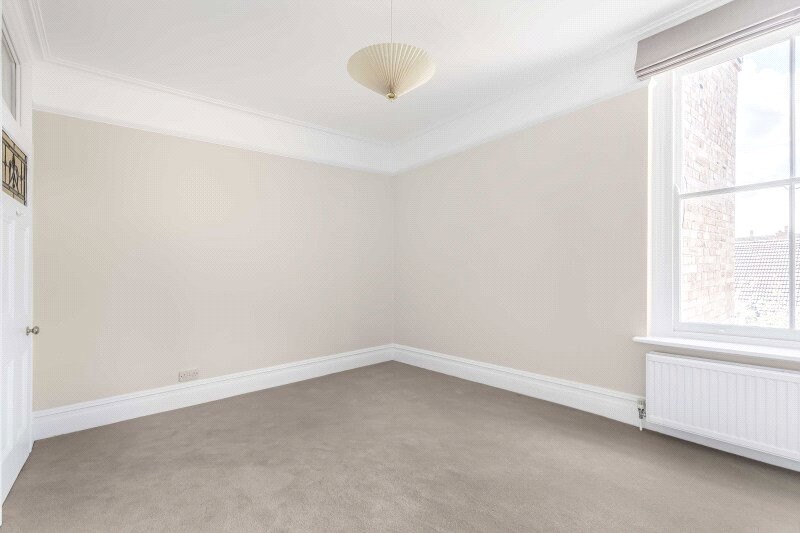 Riverview Gardens, London, SW13