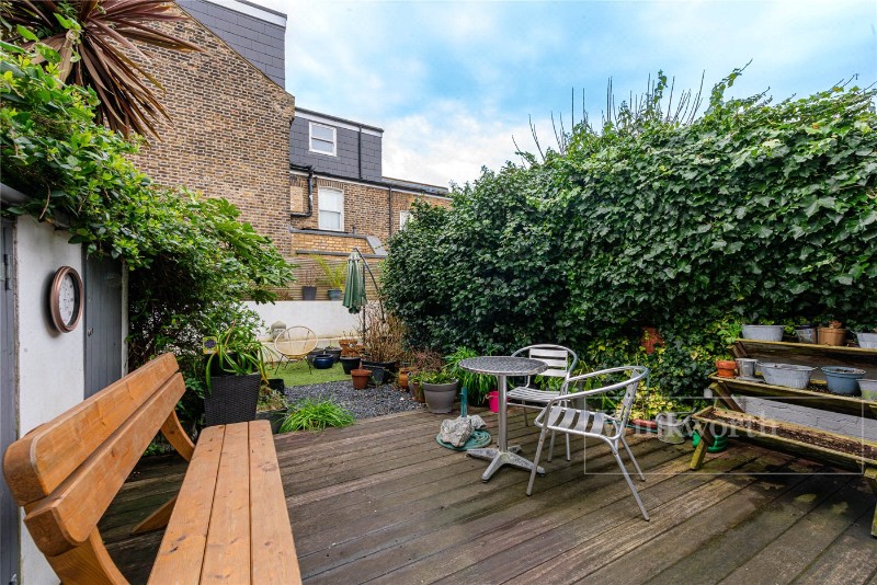 College Road, London, NW10