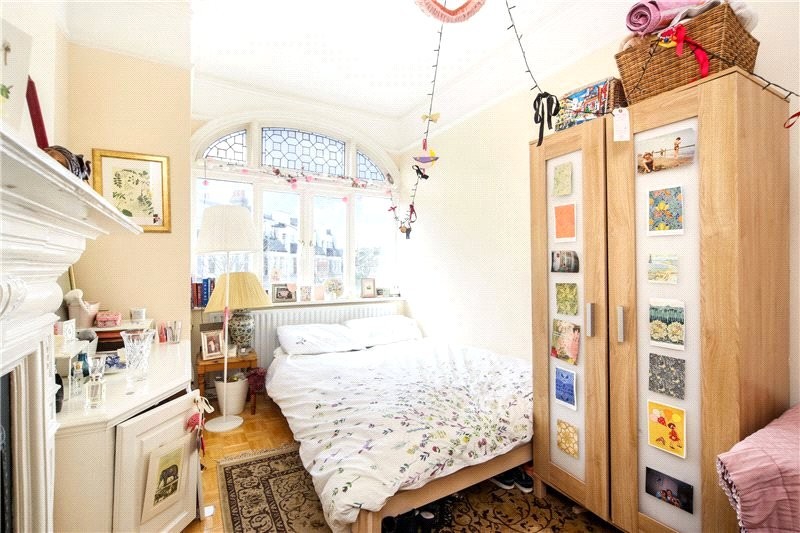 Stanlake Road, Shepherds Bush, London, W12