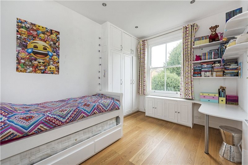Westmoreland Road, Barnes, London, SW13