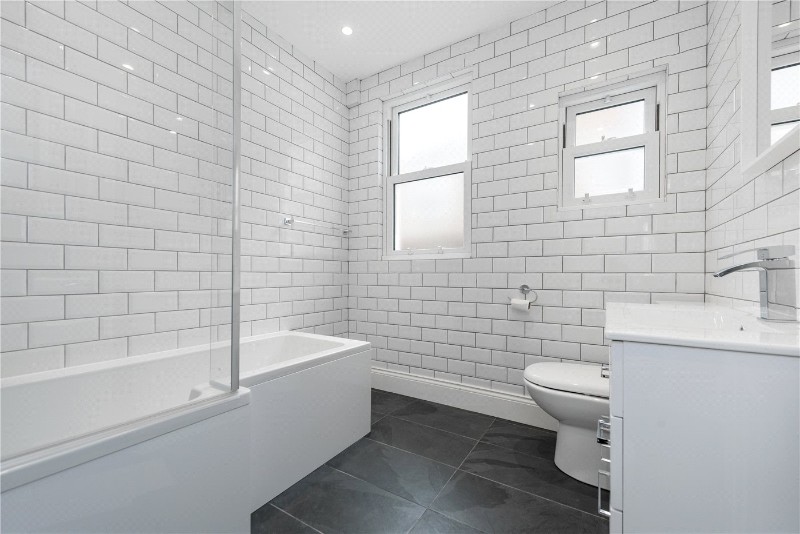 Wrentham Avenue, London, NW10