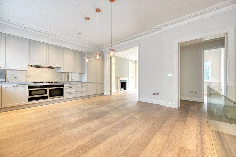 Lansdowne Road, London, W11