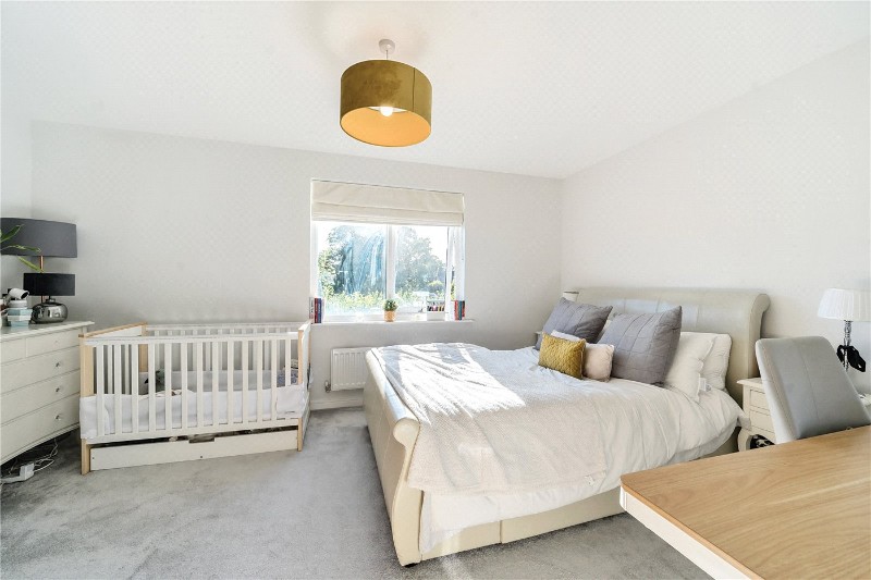 Langham Court, Farnham, Surrey, GU9