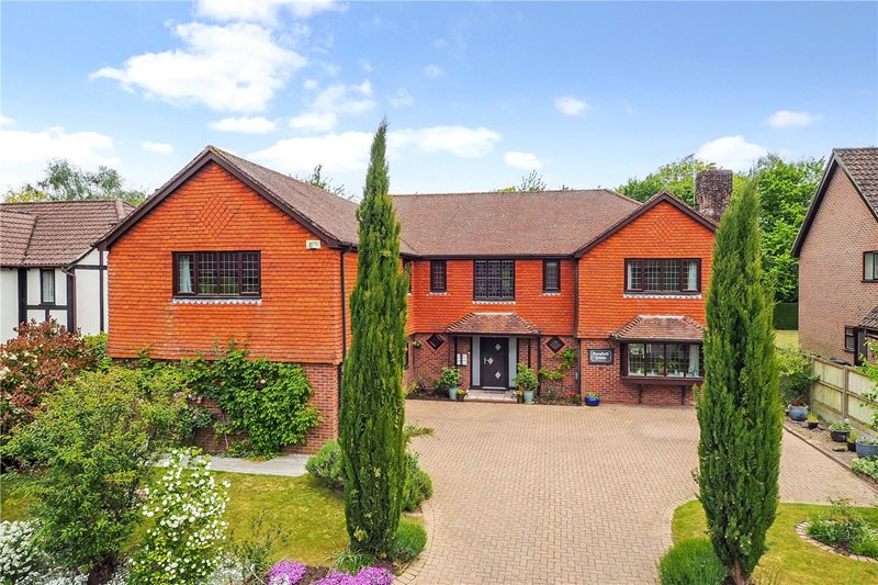 Barnfield Road, Petersfield, Hampshire, GU31