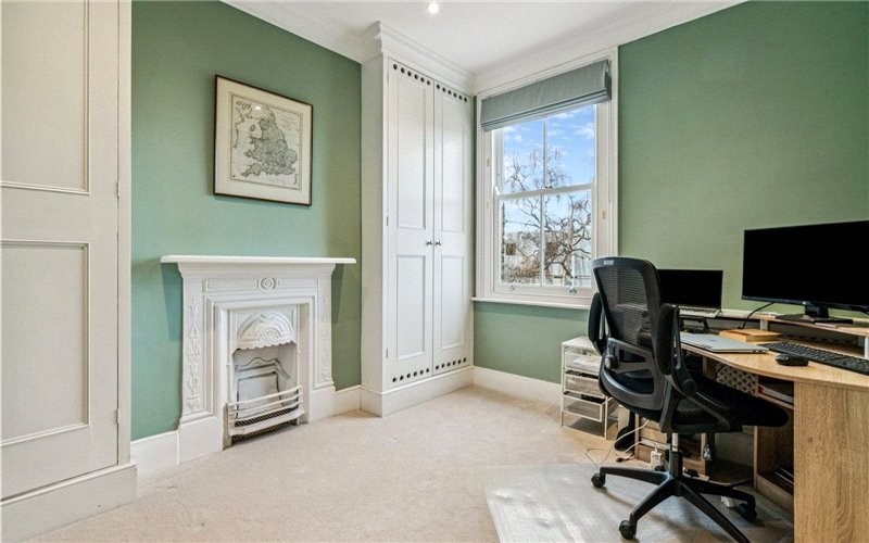 Buxton Road, Barnes, London, SW14
