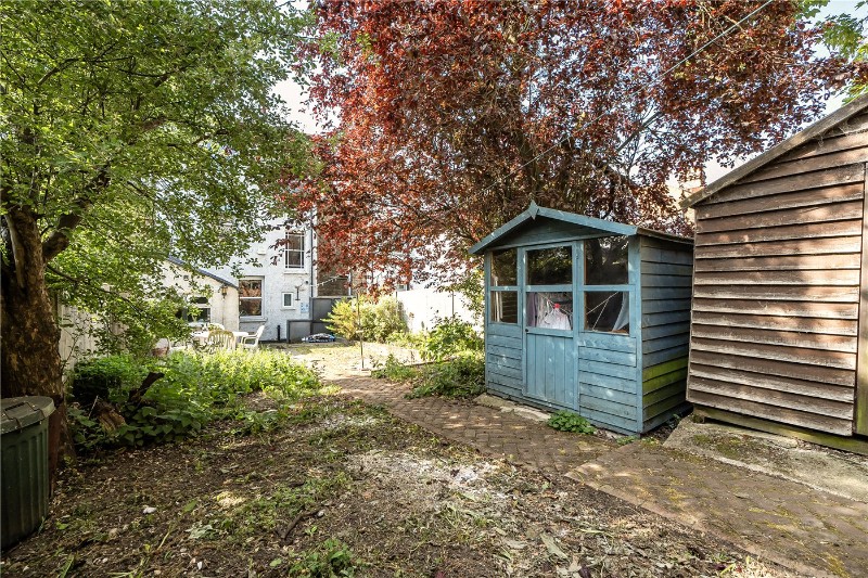 Albert Road, London, SE25