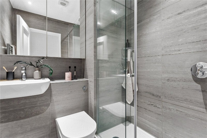 Rossiter Road, London, SW12