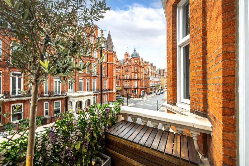 Park Street, London, W1K