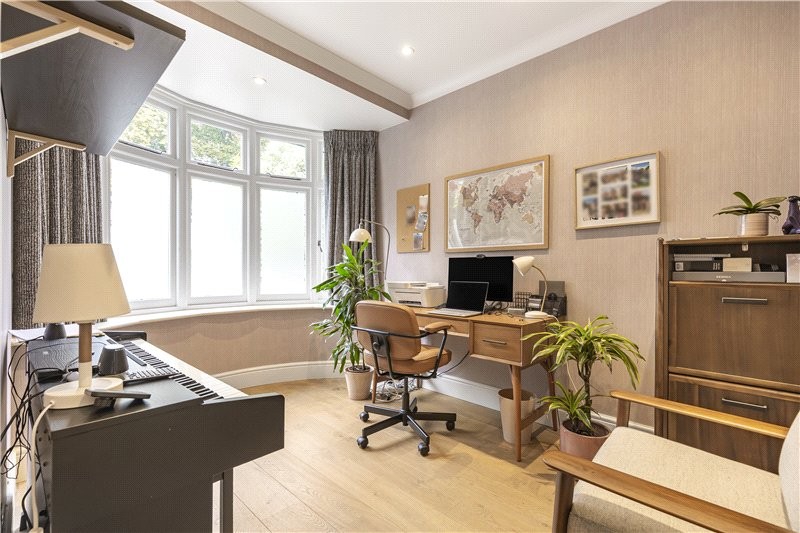 Lowther Road, Barnes, London, SW13